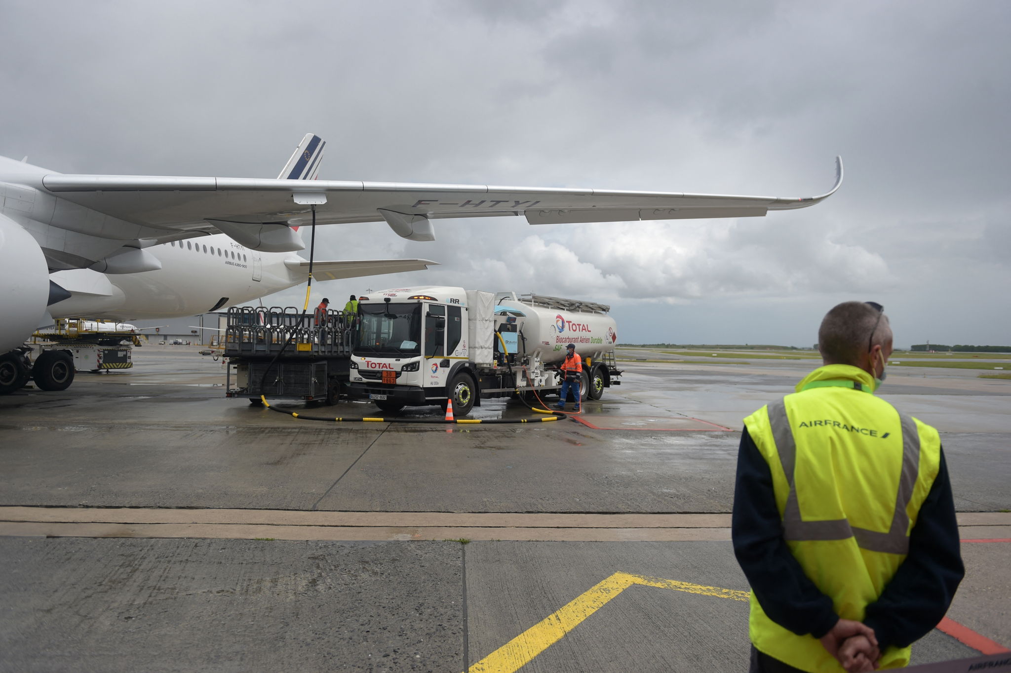 FT: ‘European airports will face fuel shortages within three weeks’