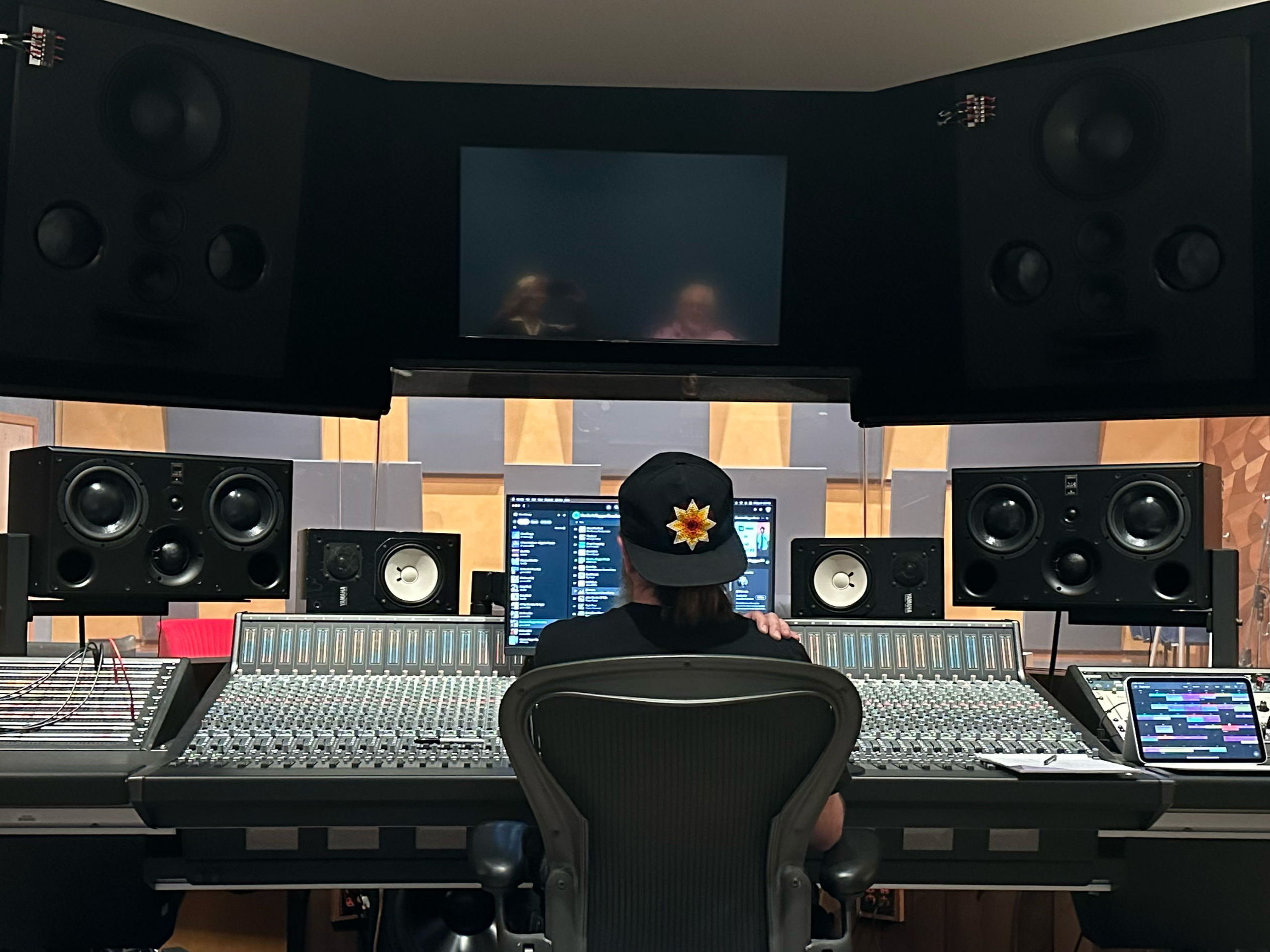 2200 Studios Opens in Bay Area, Featuring Solid State Logic ORIGIN Analogue Mixing Console in Studio A 