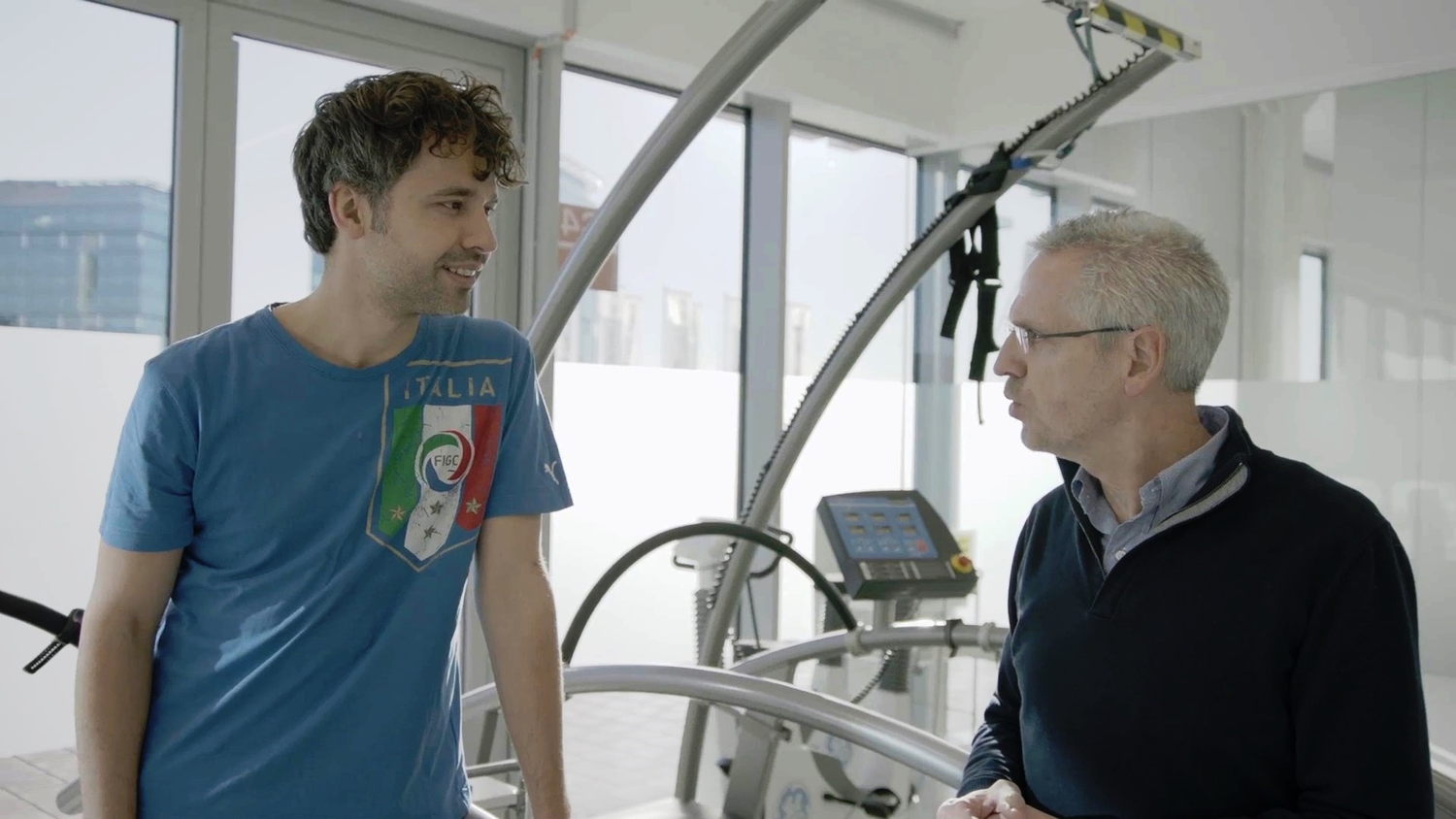 Thomas met Paul Van den Bosch - (c) VRT