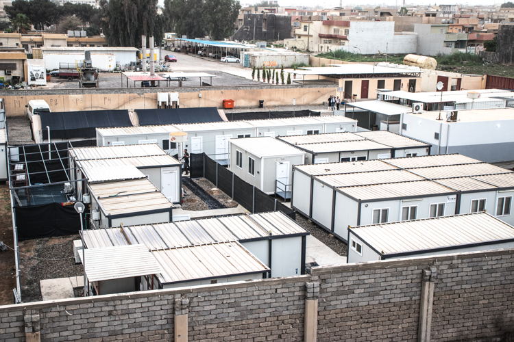 The facility is located at the Al’Salaam and Al’Shifaa hospital complex and includes a mobile operating theatre, a 33-bed in-patient ward where people can recover from surgery, mental health services and a rehabilitation unit. © MSF/Sacha Myers