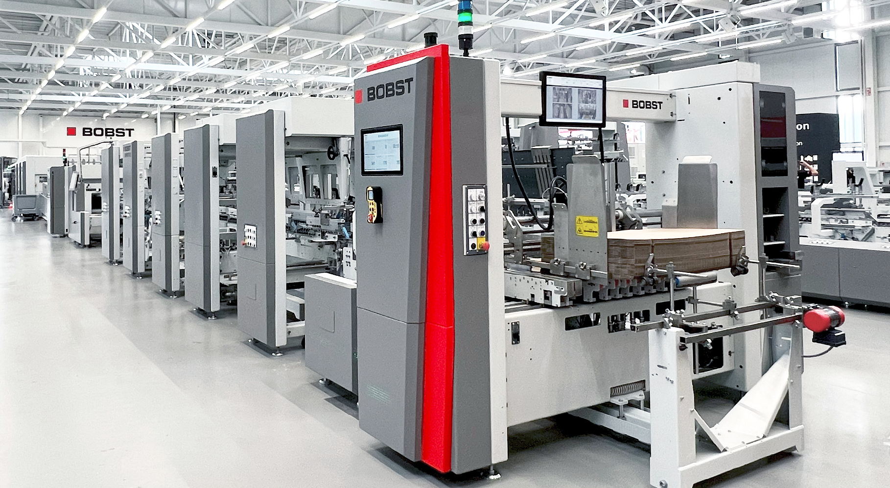 BOBST、EXPERTFOLD 145 І 165生産ラインでデジタルワークフローを強化