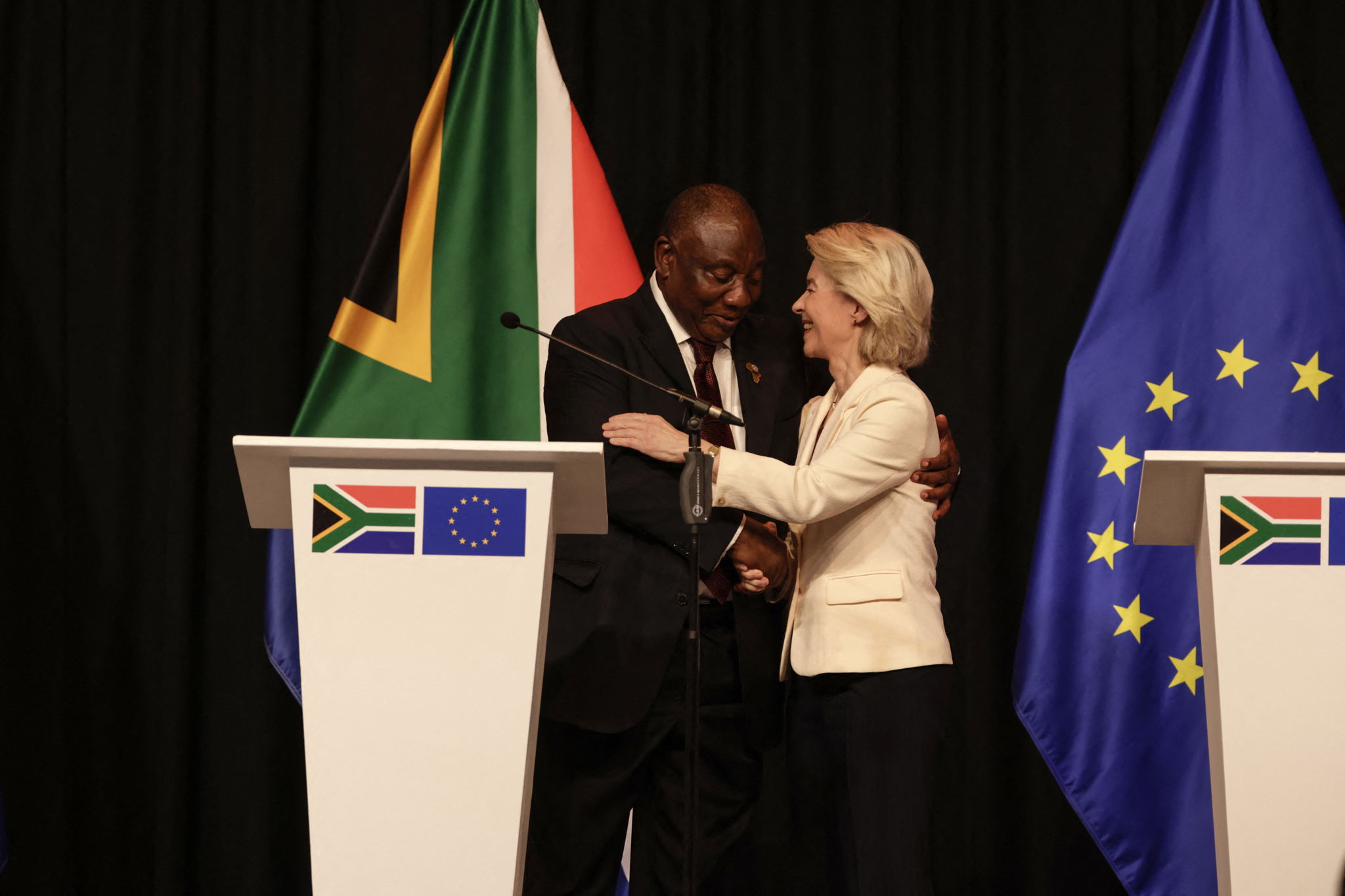 EU and South Africa sign first Clean Trade and Investment Partnership