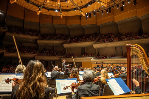 Gustavo Gimeno conducts the TSO. Photo by Allan Cabral/Toronto Symphony Orchestra