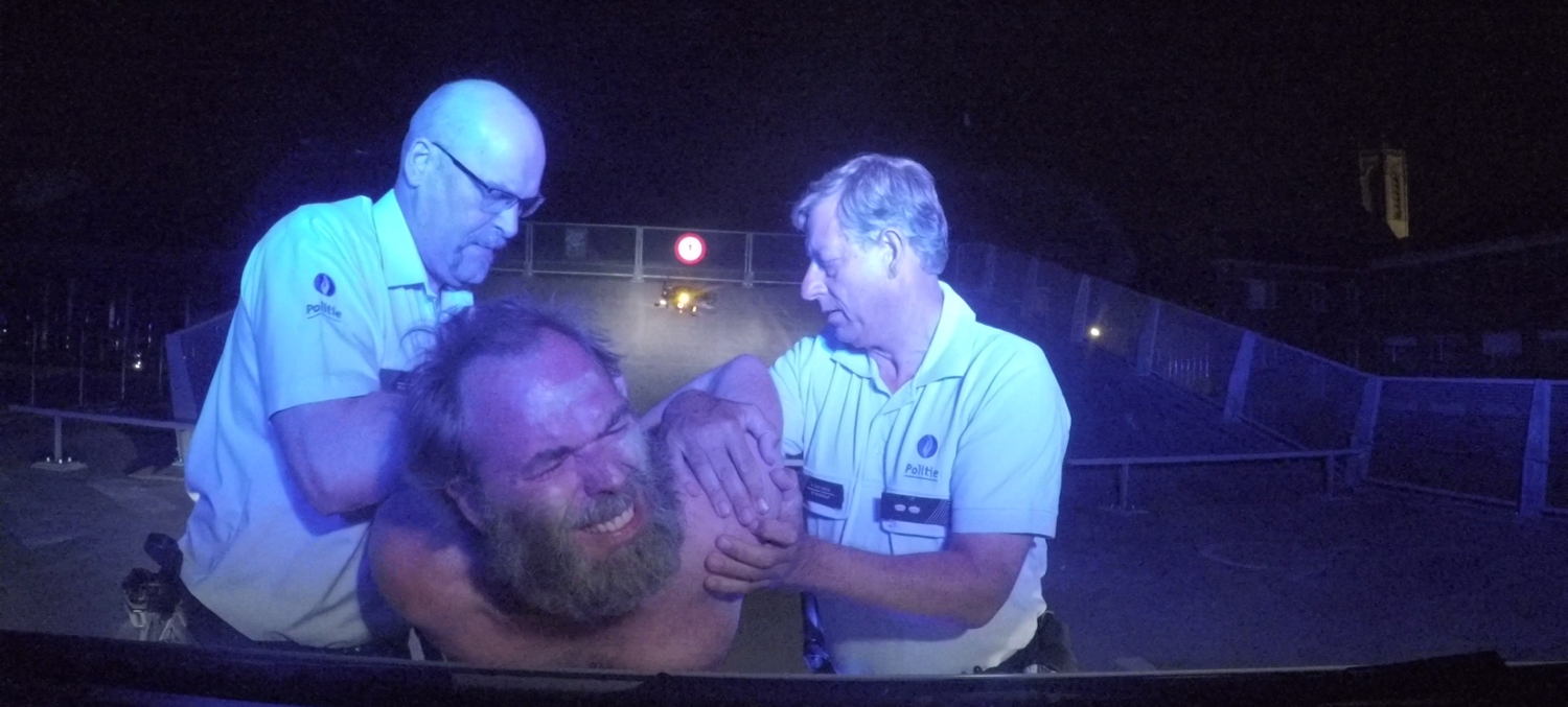 De arrestatie van Tomas De Soete na de moord op Bent Van Looy