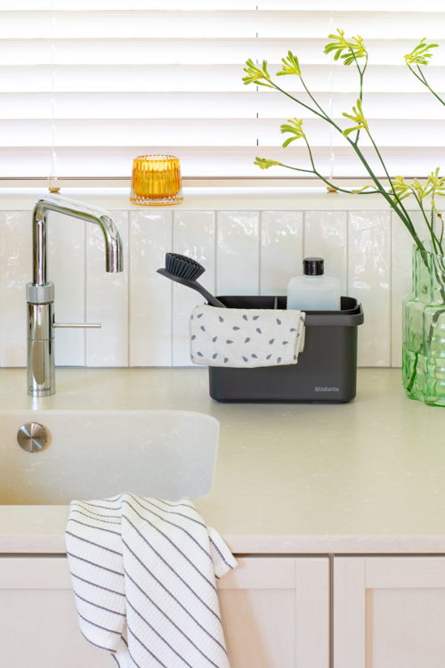 SinkSide Cleaning Caddy - Dark Grey - 8710755233302 Brabantia_6_NR-41231