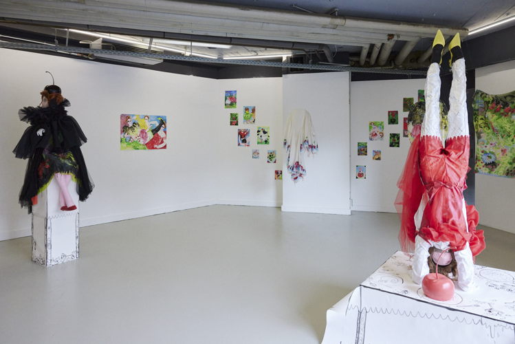 offSHOW - installation by Alise Anna Dzirniece  © Robin Joris Dullers