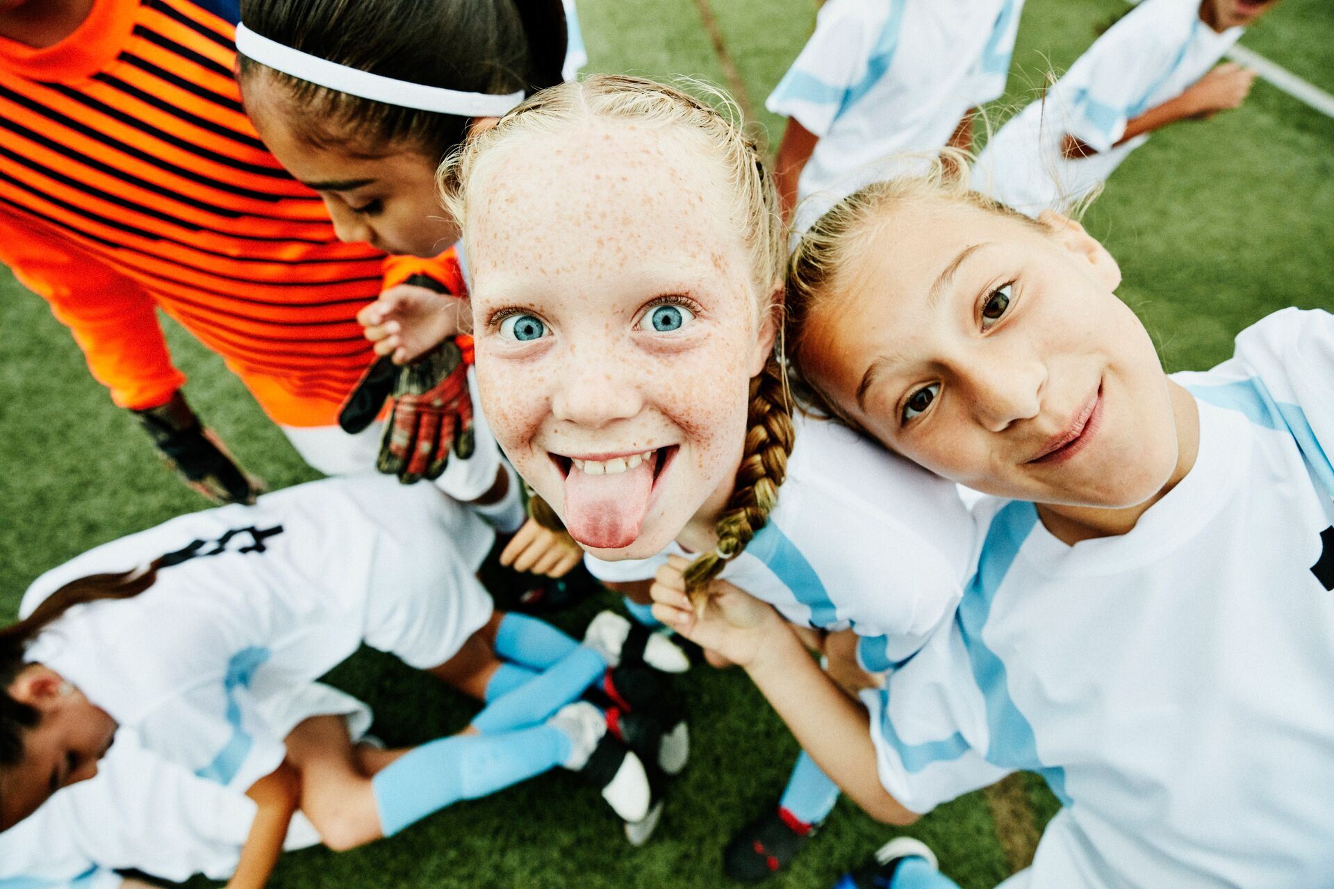 71% van de Belgen heeft sympathie voor de Red Flames, maar toch moedigt slechts 15% meisjes aan om voetbal te spelen