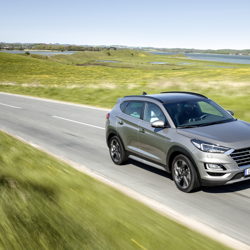 Conçu pour l’électrification : le nouveau Tucson de Hyundai présente un groupe motopropulseur diesel hybride léger de 48 volts