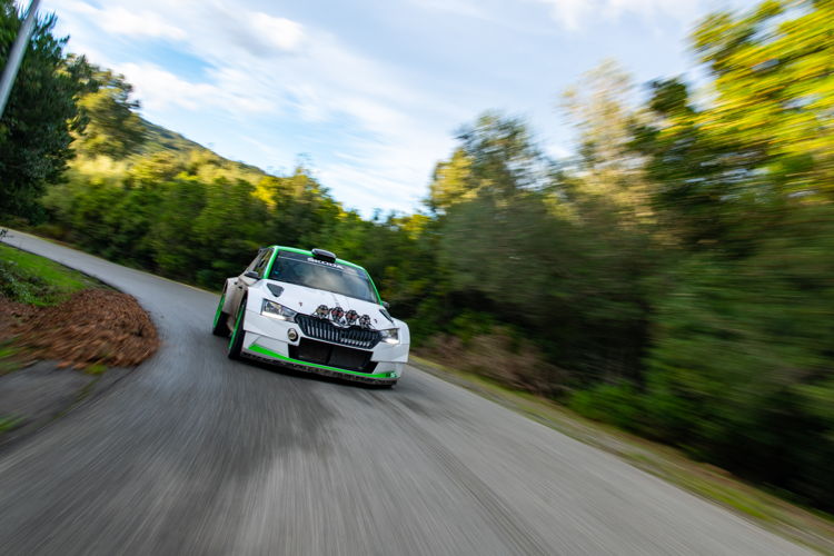 The new ŠKODA FABIA Rally2 evo offers further
developed ZF shock absorbers, which improve traction on
all types of surface.
