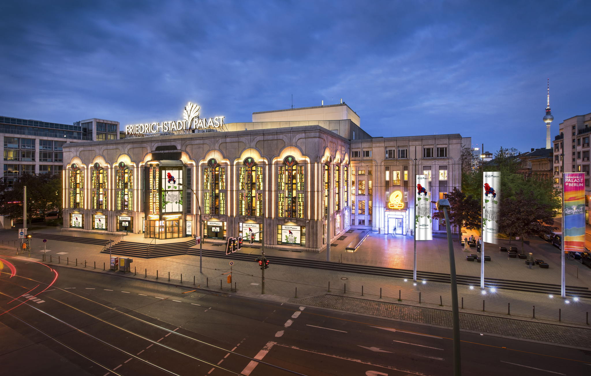 Friedrichstadt-Palast | Foto: Bernd Brundert Friedrichstadt-Palast | Foto: Bernd Brundert