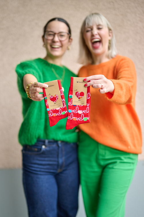 Demi De Ceulaerde & zus Alexandra © #mucosocks Mucovereniging