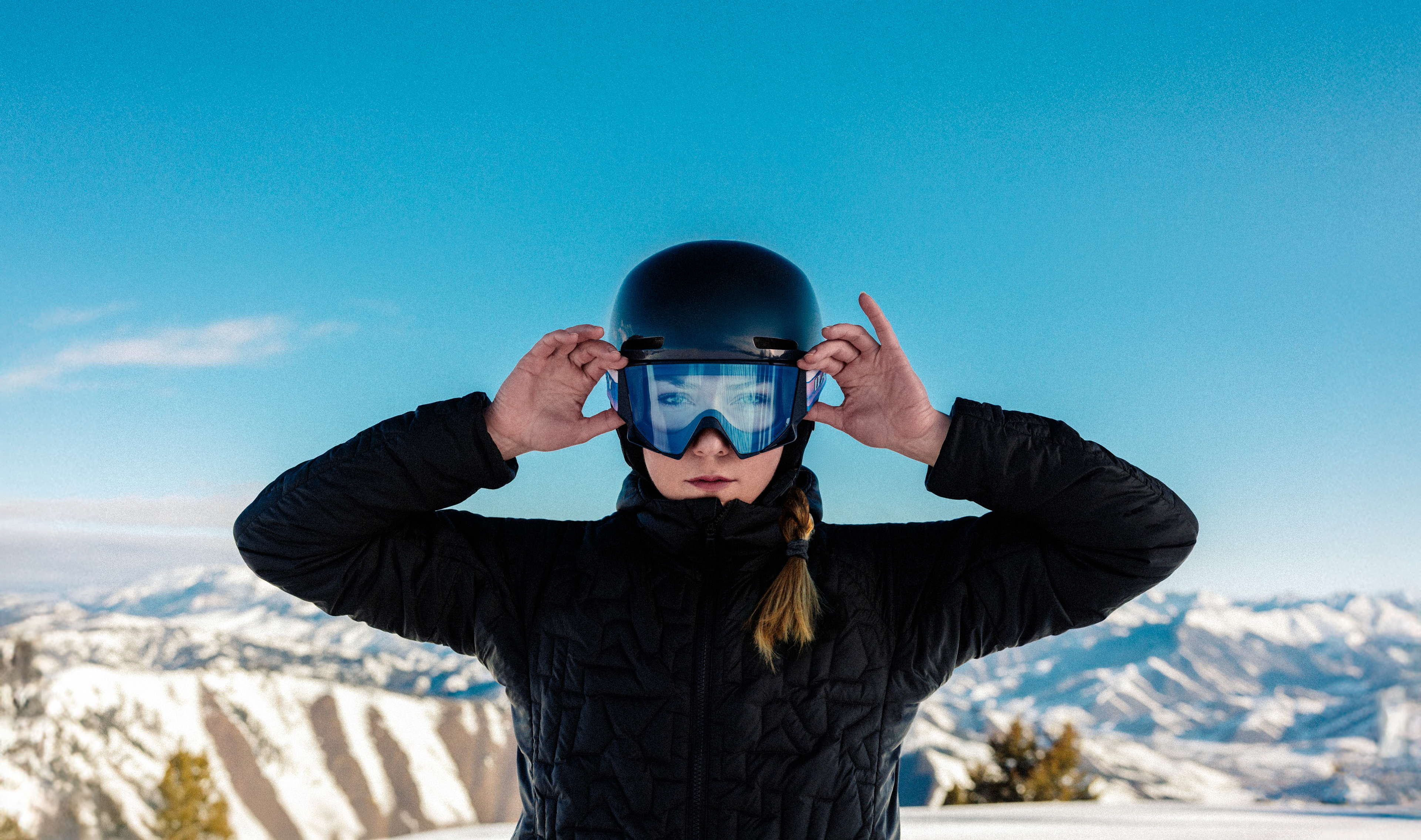 OAKLEY LOGRA QUE LA MONTAÑA SEA UN 60 % MÁS GRANDE CON SU ÚLTIMA INNOVACIÓN EN MÁSCARAS: FLOW SCAPE