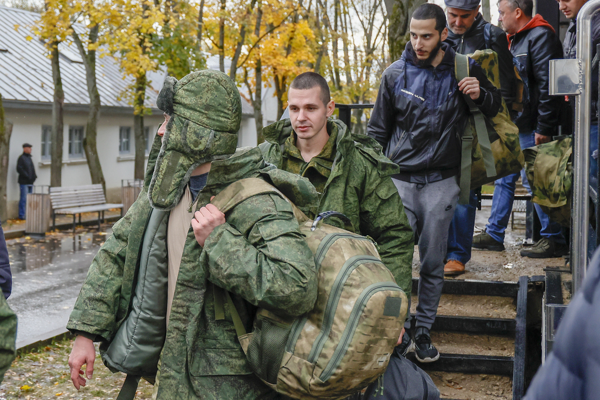 Russia’s Dilemma: Sustaining the War in Ukraine without Full Mobilisation