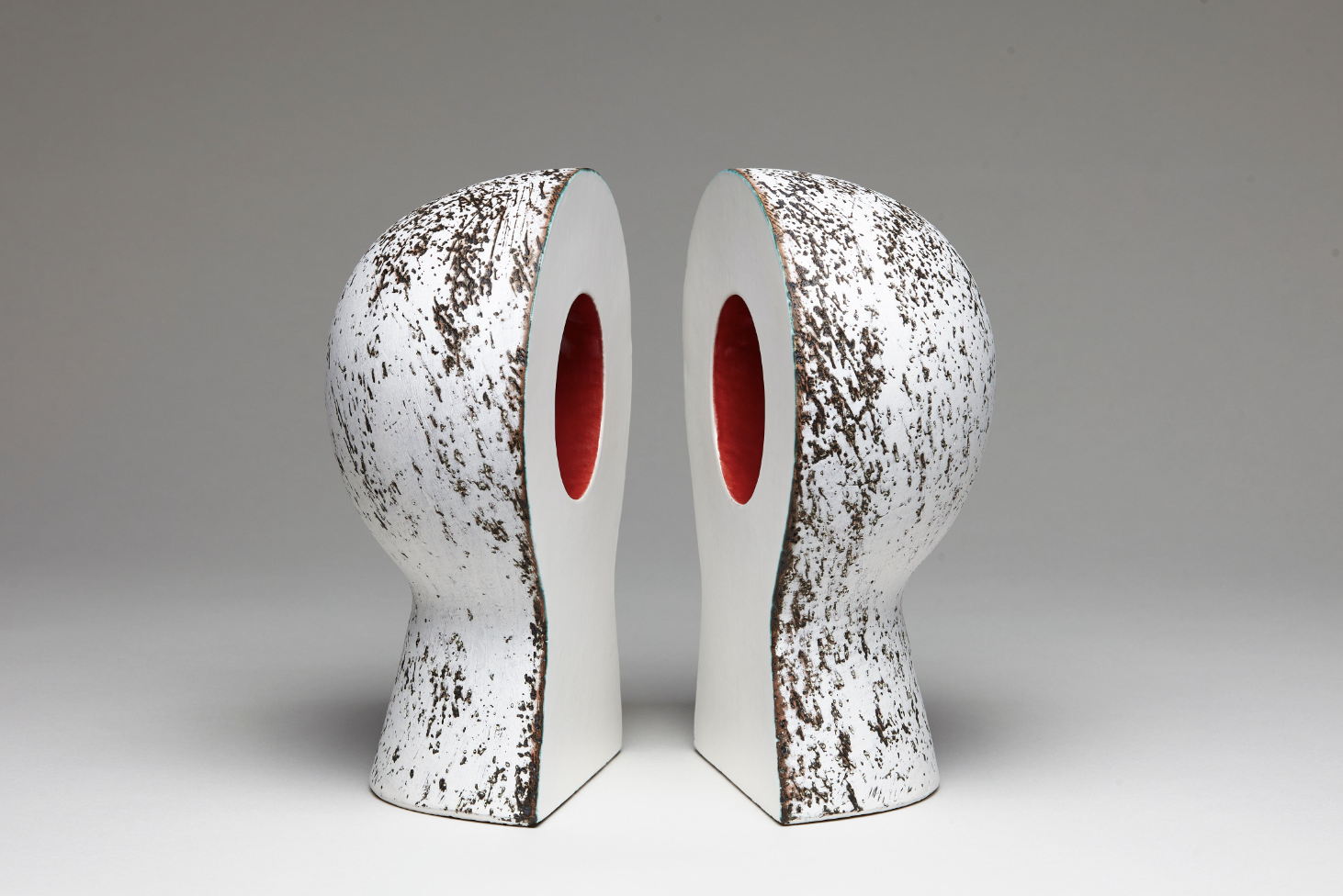 Untitled, 2021 by Kristin McKirdy at Pierre Marie Giraud. Image courtesy of Benoit Grellet