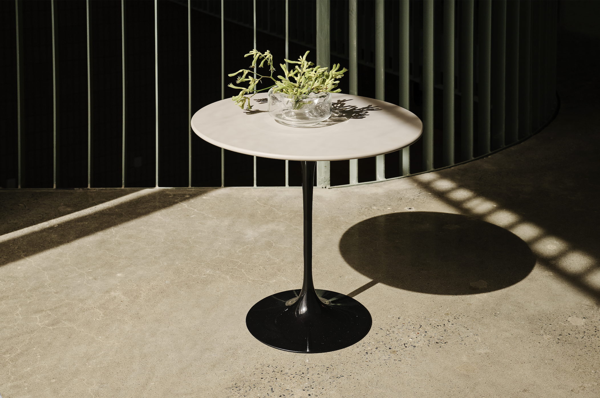 Knoll's Iconic Saarinen Pedestal Collection