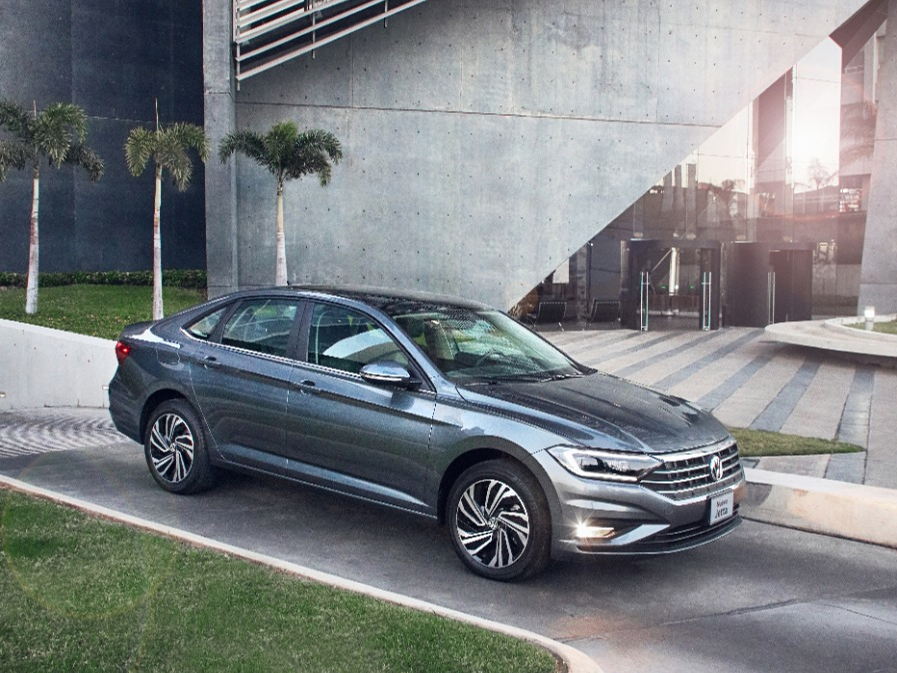 Por séptimo mes, Jetta se mantiene como líder en ventas de su segmento