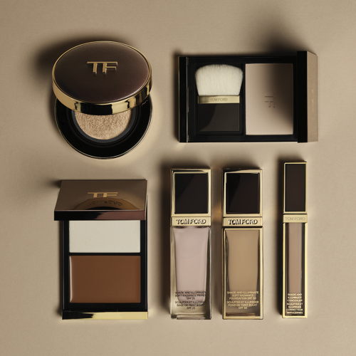 TFB_RunwayWinter24_SocialCrops_Product_6PieceCollectionwCushion_3000x3000