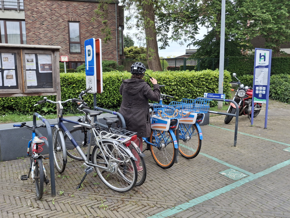 Leuven zorgt voor extra elektrische Blue-bikes: 54 extra fietsen en 10 nieuwe standplaatsen op komst