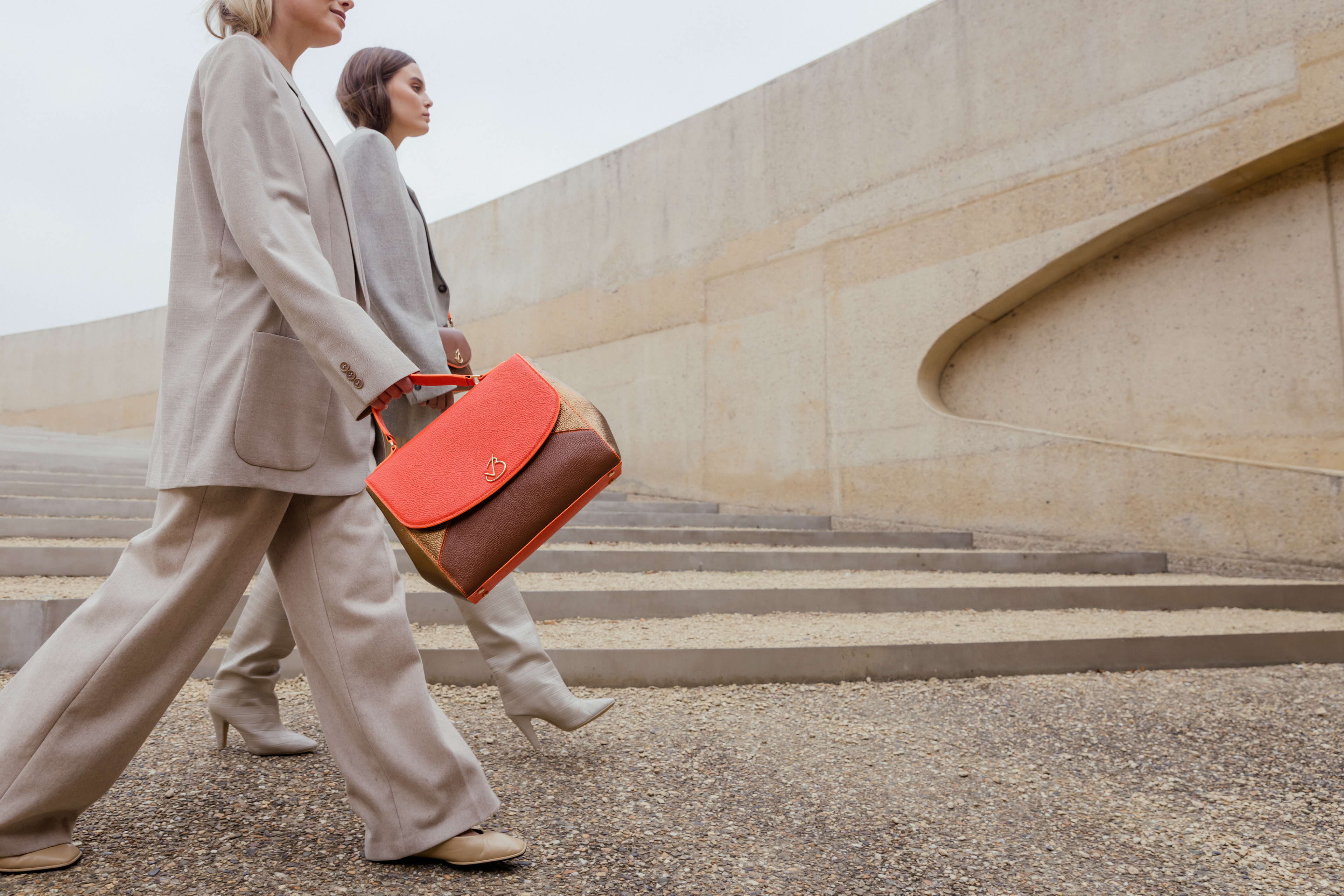 La marque belge de sacs à main de luxe s'installe au cœur de Bruxelles  