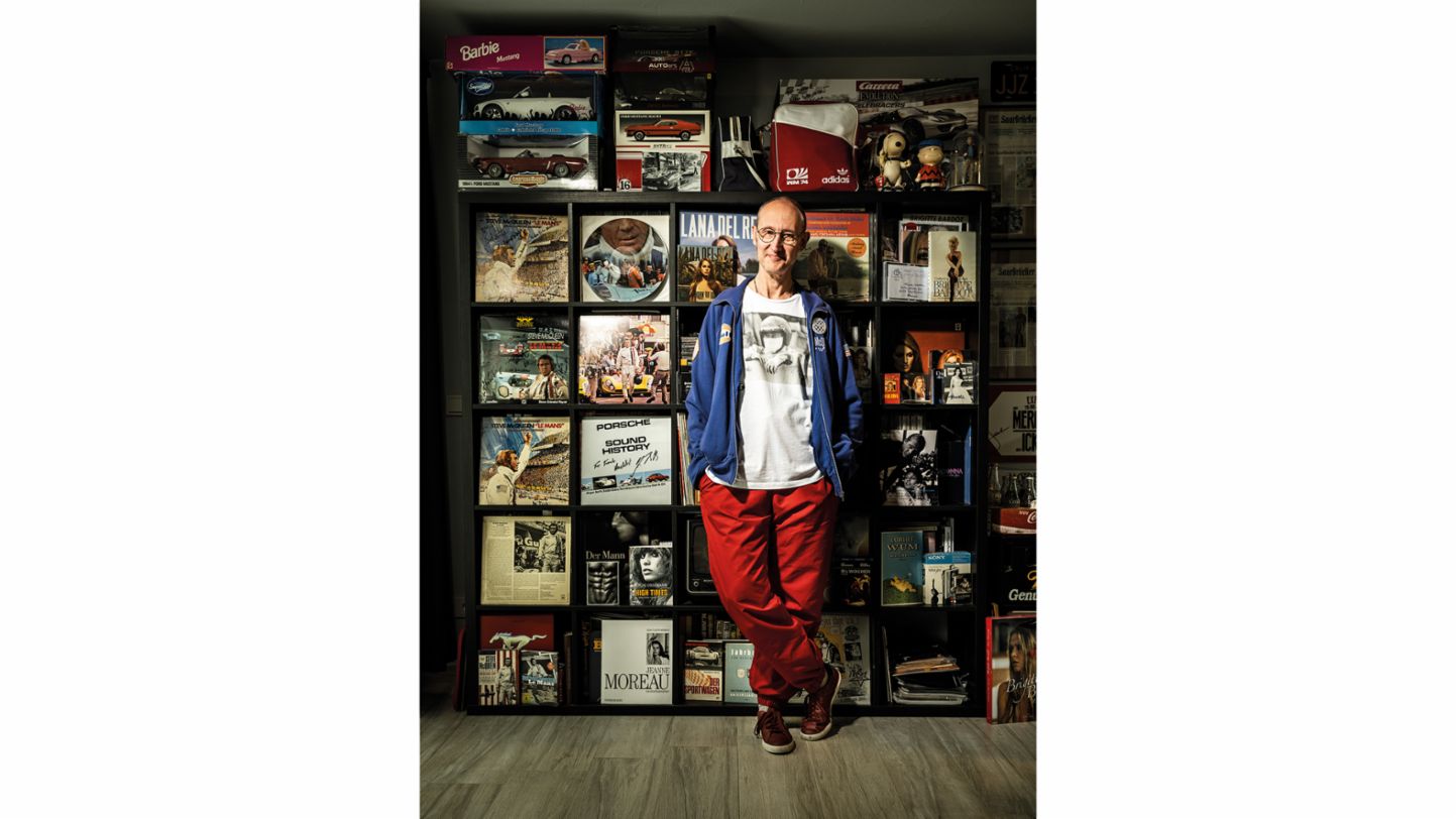 Un coleccionista apasionado: Frank Wrobel tiene un amplio vocabulario, pero no incluye la palabra "renunciar". Explora cada rincón y llega hasta el fondo para encontrar otra pieza del rompecabezas de la película de culto de McQueen.