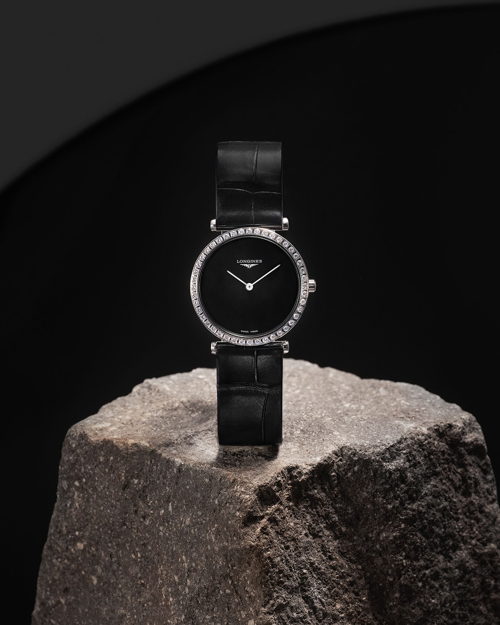 LONGINES_2022_LAGRANDECLASSIQUE_MONOCHROME_L4.523.0.50.2_PR2_4-5