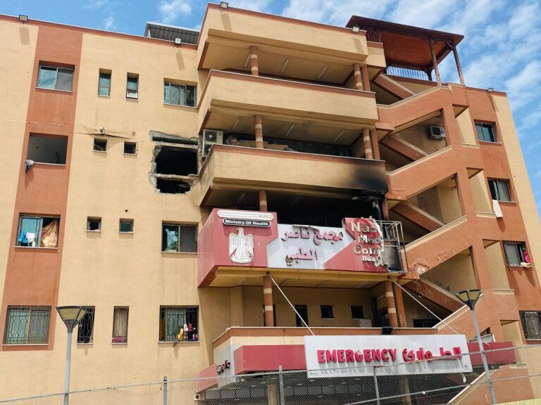 Gaza: l'hôpital Nasser à nouveau touché par une frappe israélienne 