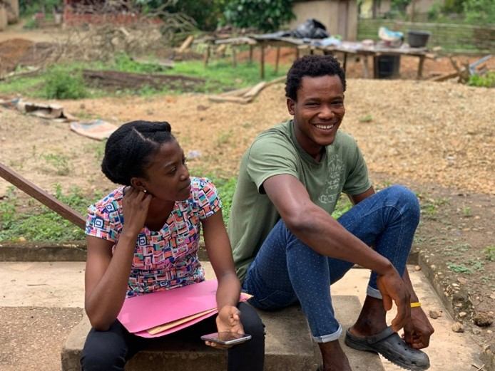 From left to right: A surveyor from environmental CERSGIS during an interview with a miner in Ghana. Photo. CERSGIS. Photo. CERSGIS