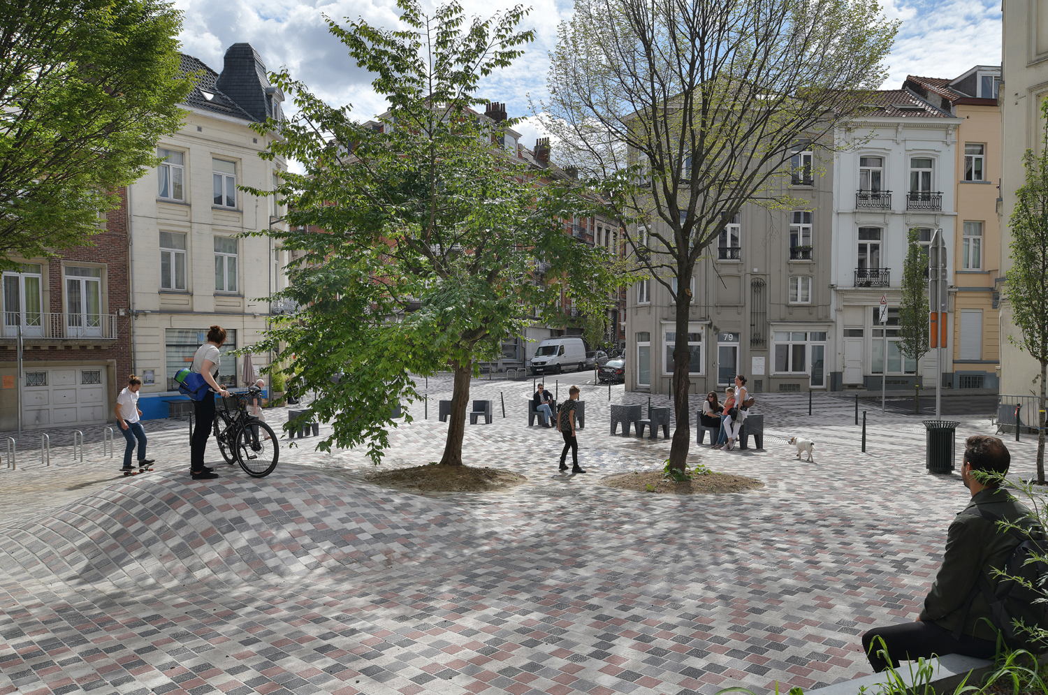 DEV-SPACE - Place Guy Cudell, Saint-Josse-Ten-Noode © Serge Brison