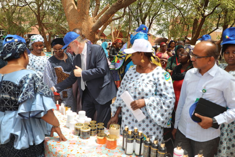 Delegates from the EU visit a Food Exhibition Stand as part of the IWD2024 Celebration at the ICRISAT-Mali Campus.