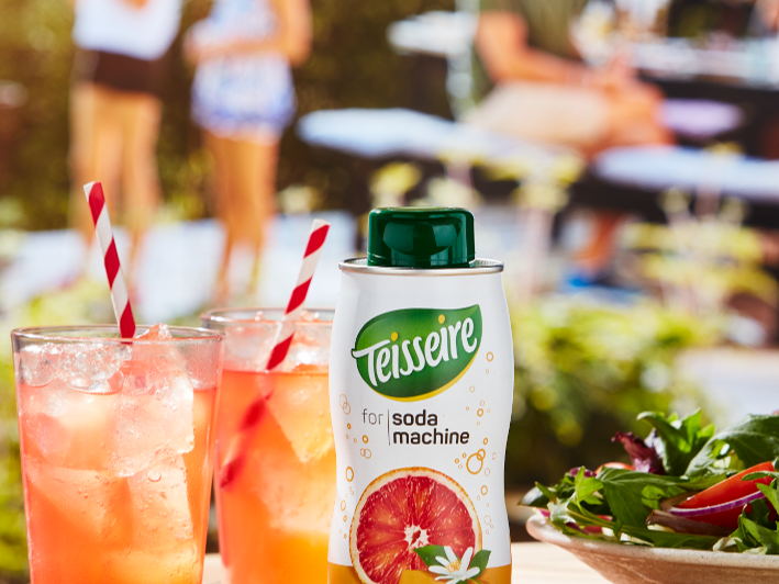 Teisseire lance quatre sirops concentrés aux goûts estivaux pour les machines à soda