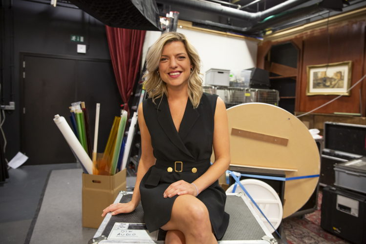 De ideale wereld - Ella Leyers (c) Woestijnvis - VRT