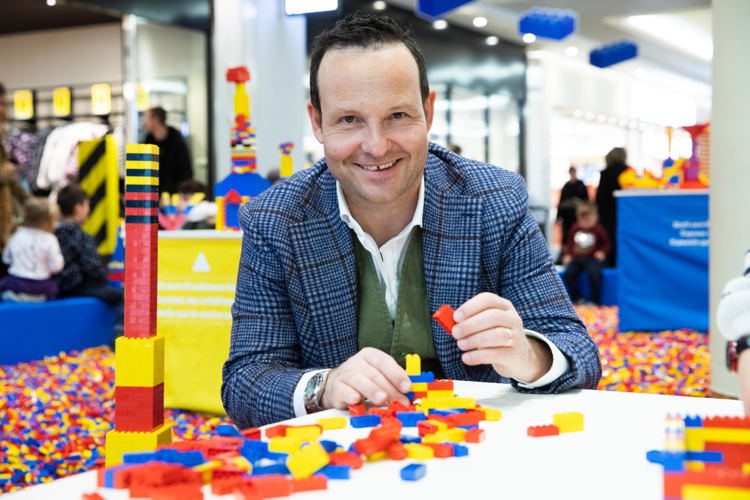 LEGO® Playworld & Hyundai KONA electric