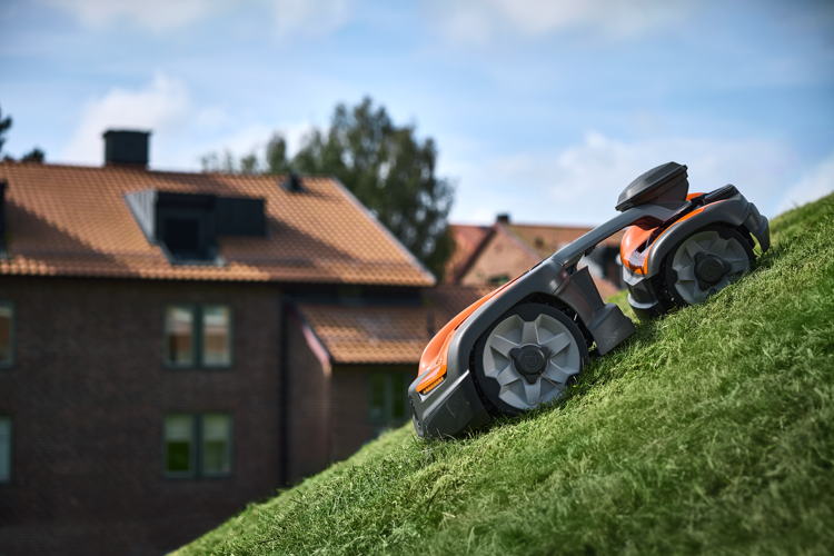 ©Husqvarna Automower 535 AWD EPOS