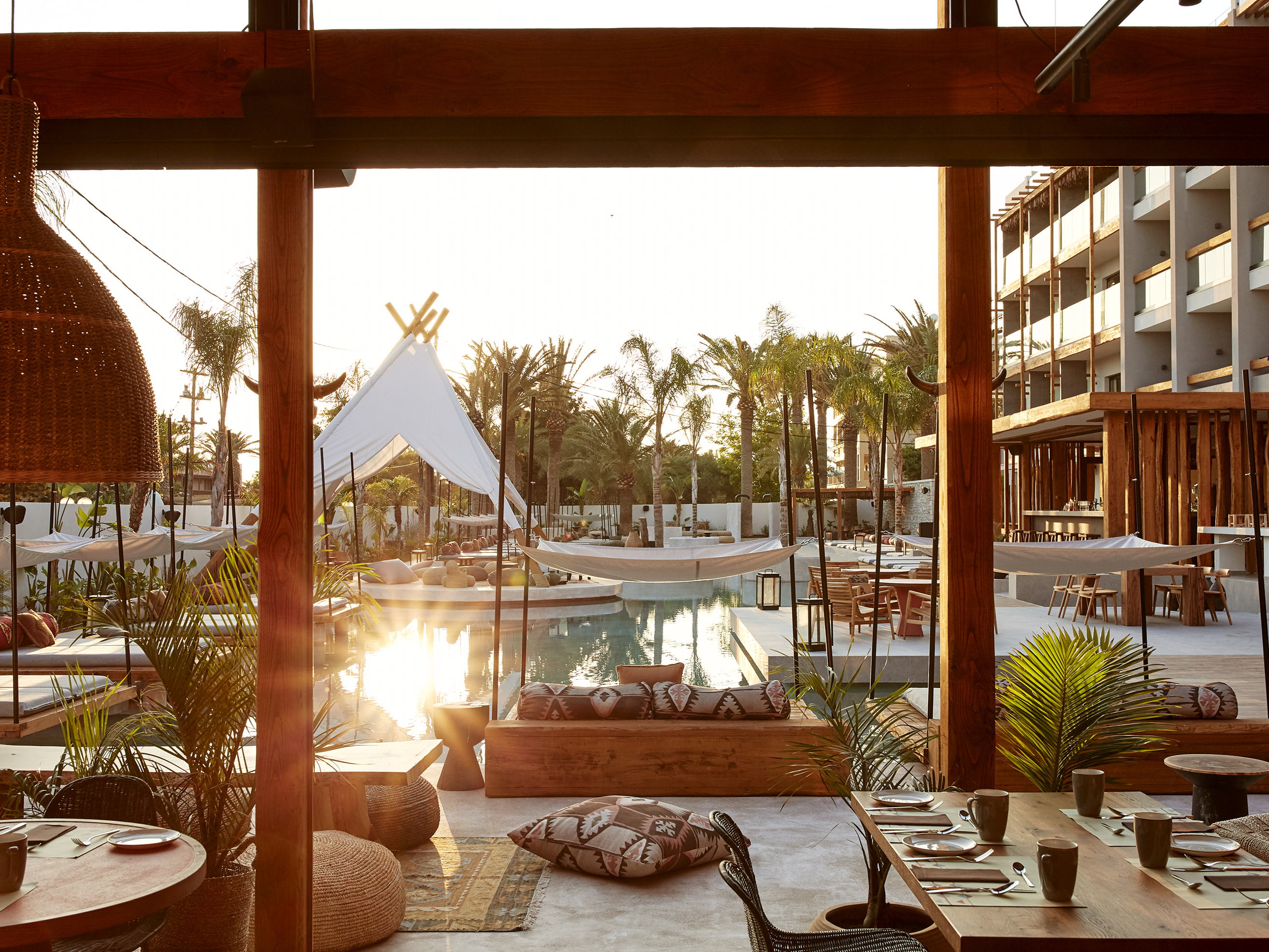 Calling all Free Spirits – The Syntopia Hotel Opens Today