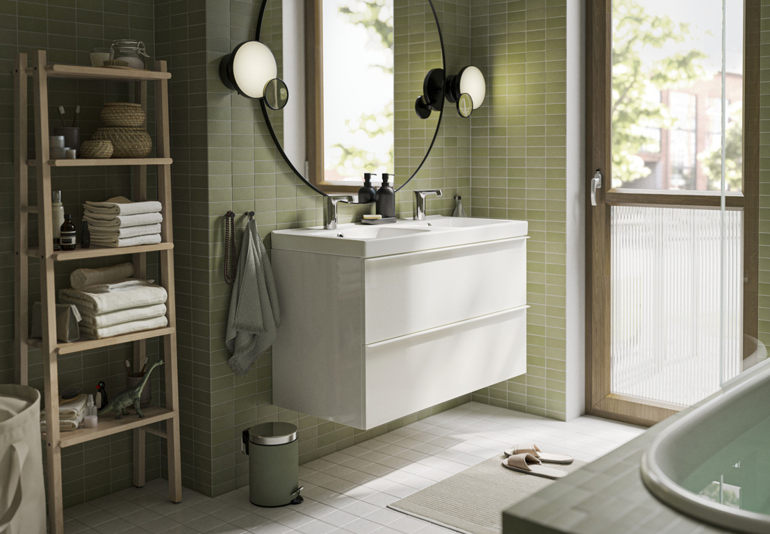 IKEA propose des conseils de décoration d'intérieur à petit prix pour une salle de bain élégante & apaisante