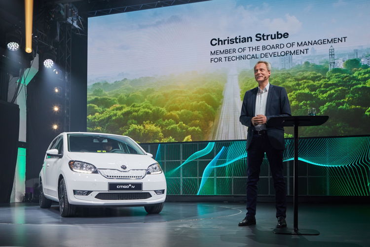 Christian Strube, ŠKODA Board Member for Technical Development, introduces the ŠKODA CITIGOe iV, the first all-electric vehicle in the brand's history.