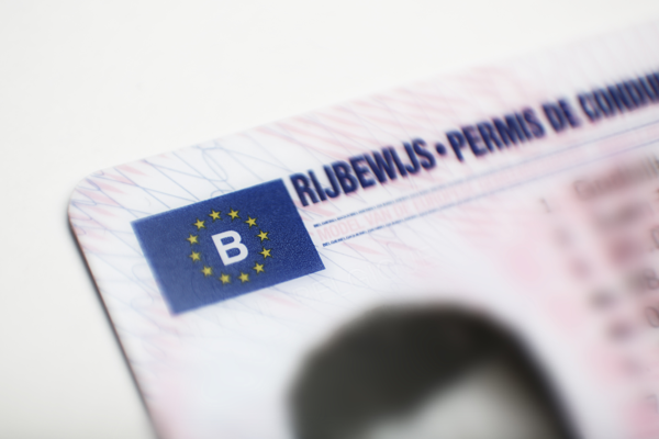 European Parliament rejects shorter driving licences for senior citizens
