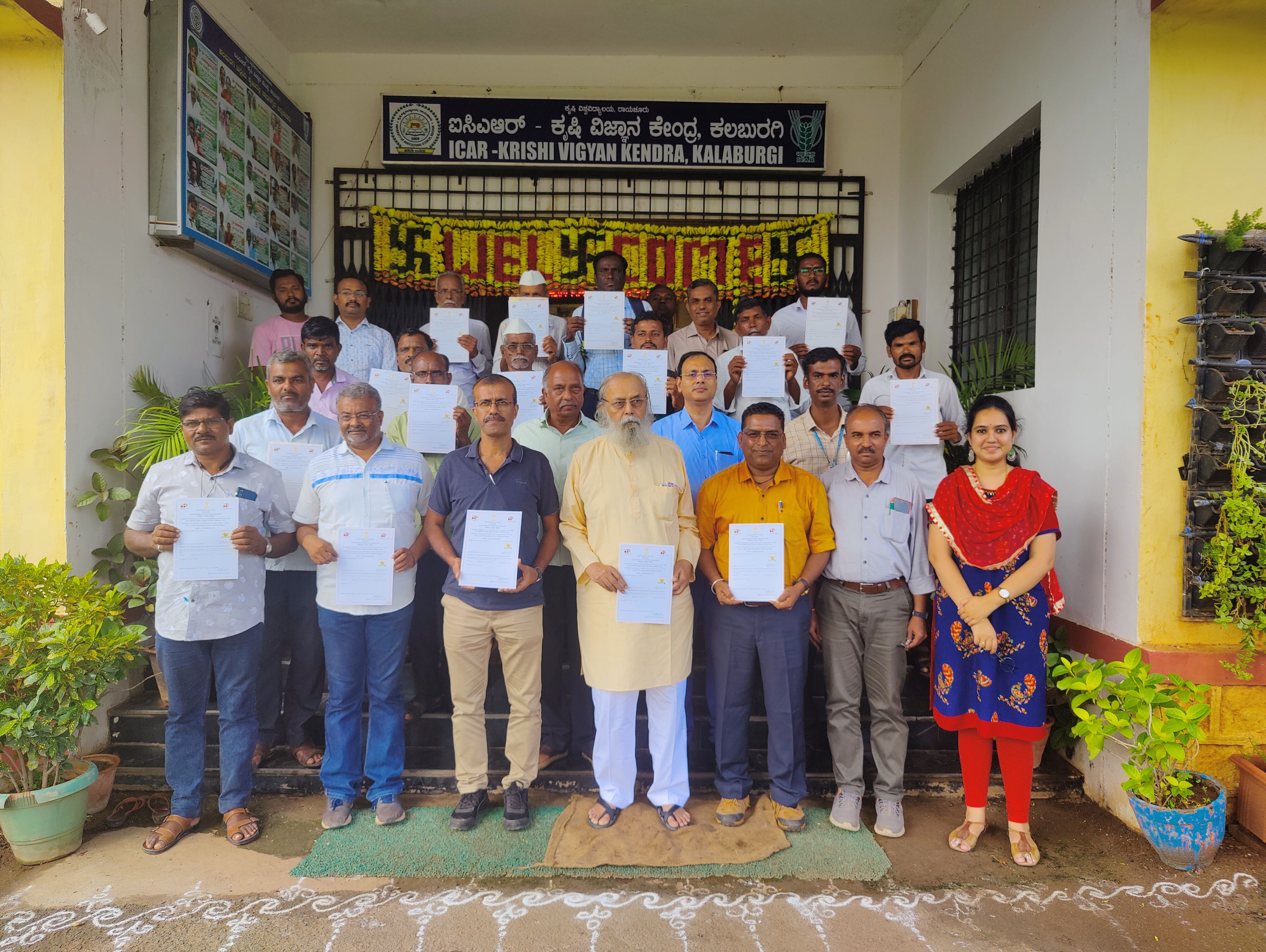 Group of farmers certified as "authorized users" of Gulbarga Tur Dal.