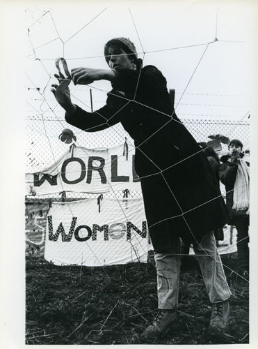 Maggie Murray, Greenham Common Women's Peace Camp - Embrace the Base action 12/12/1982, 1982 © Maggie Murray / Format Photographers Archive at Bishopsgate Institute, Courtesy of Bishopsgate Institute