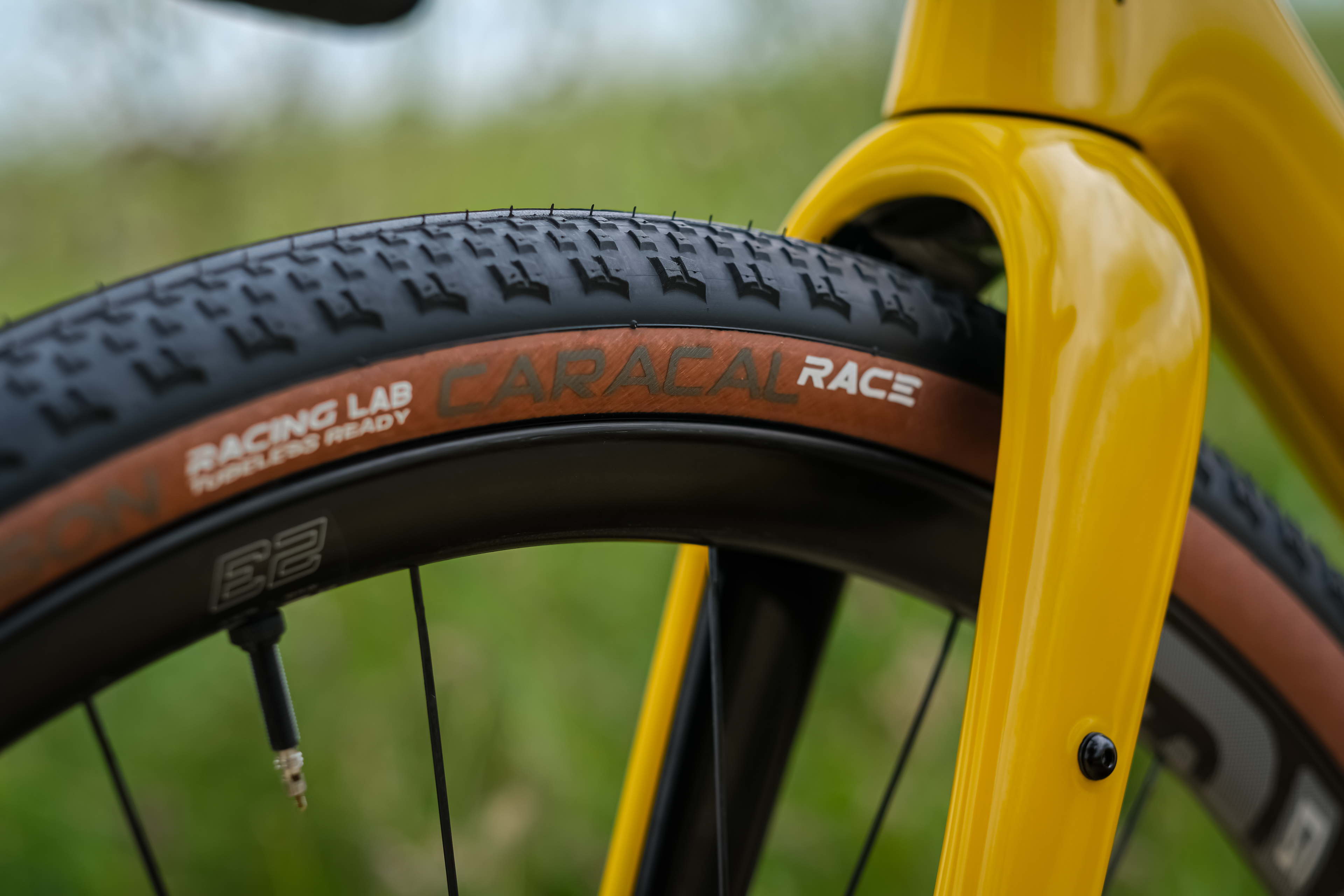Hutchinson Introduces Wider Caracal Race and Challenger Tubeless Tyres