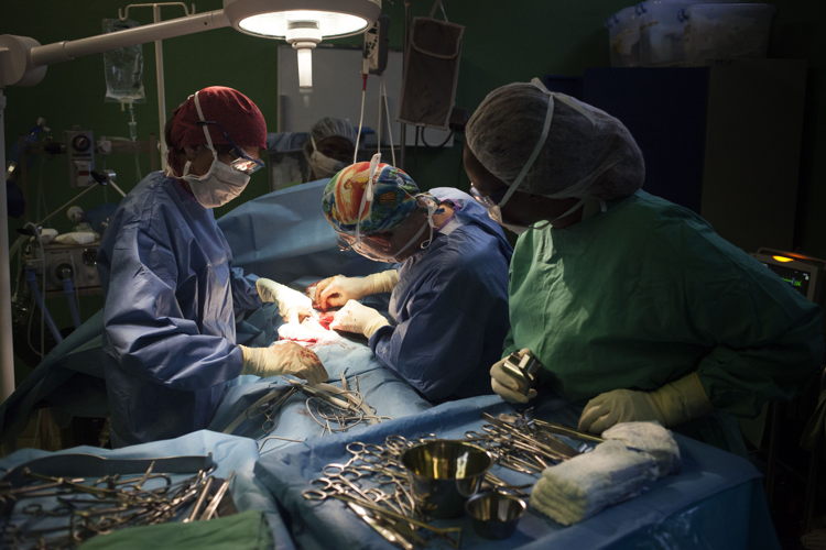 © Albert Masias/MSF