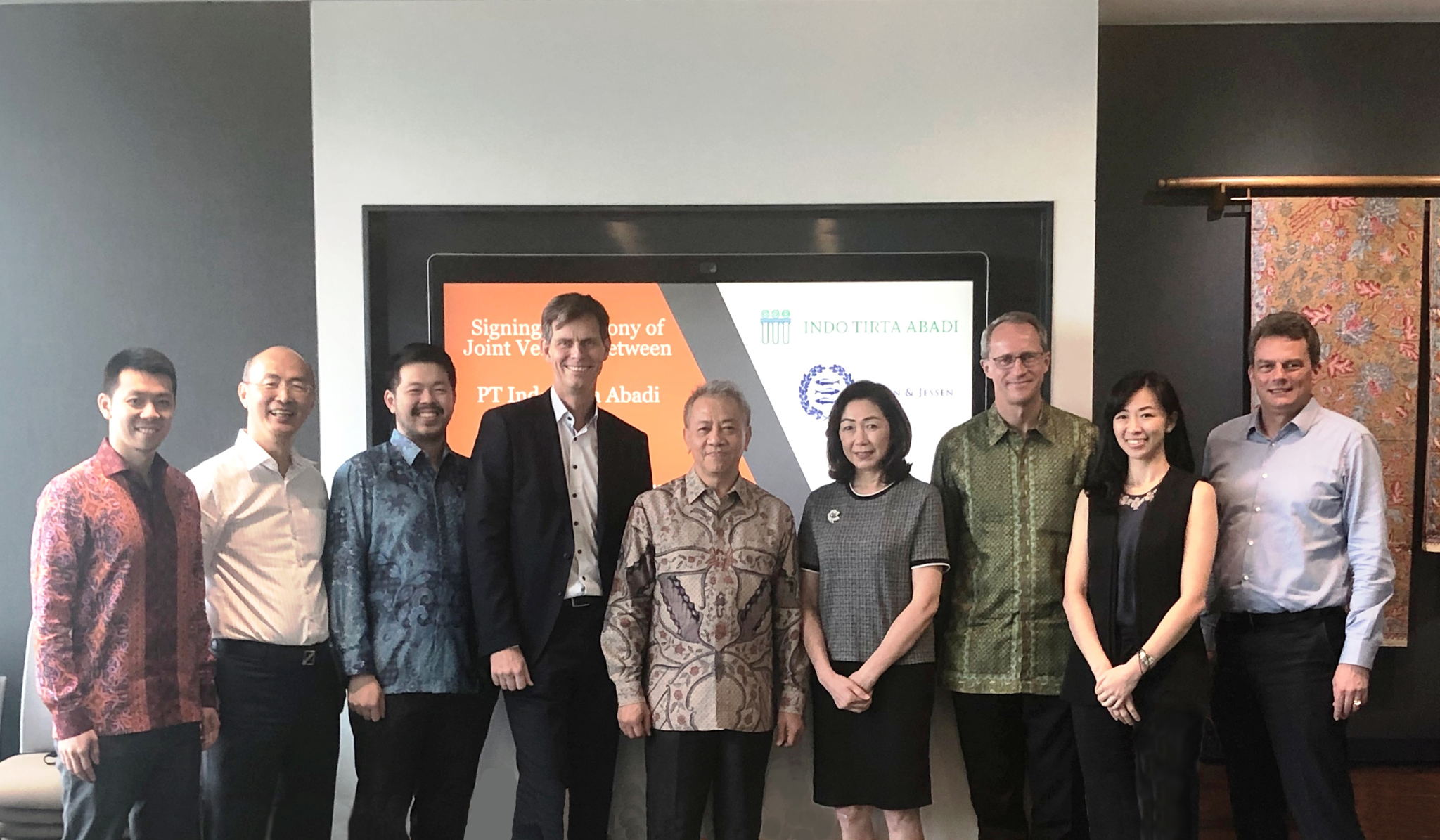 Representatives from Jebsen & Jessen Group and ITA finalise the deal in January 2020. Representatives from Jebsen & Jessen Group and ITA finalise the deal in January 2020.