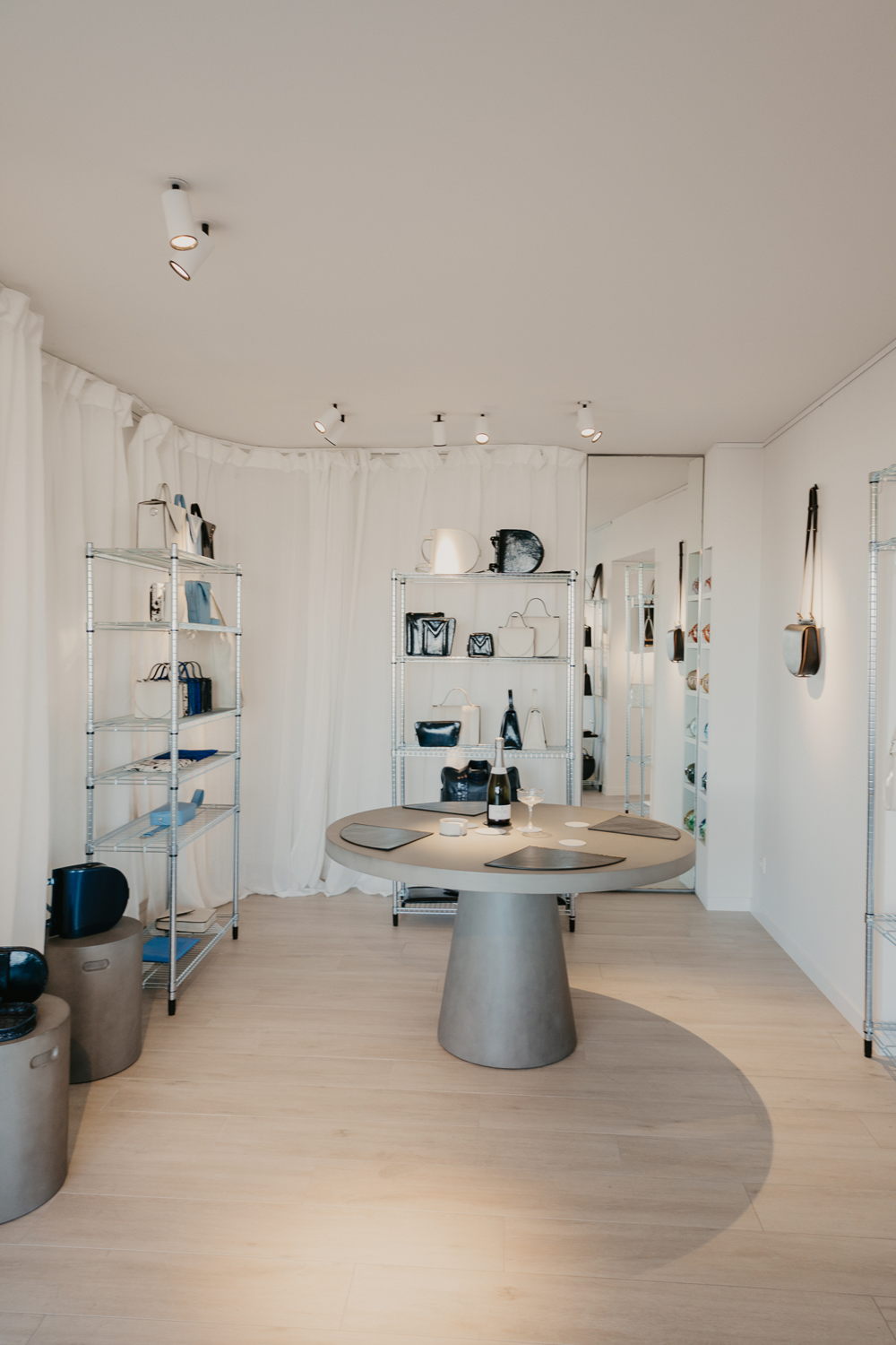 Mieke Dierckx Knokke Pop Up Zeedijk 690 Wednesday   Monday 11 18h30 (4)