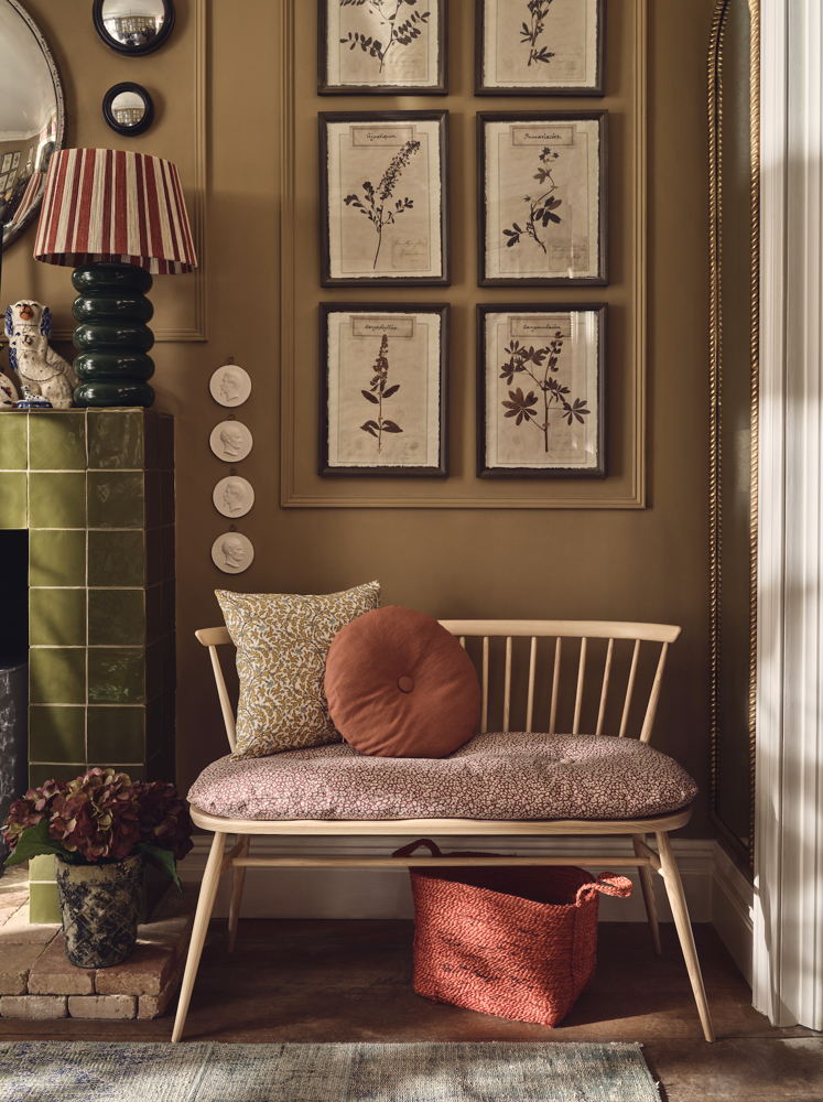 House Florals at Liberty, www.libertylondon.com | Loveseat courtesy of L Ercolani (Photographer: Ben Anders) 
