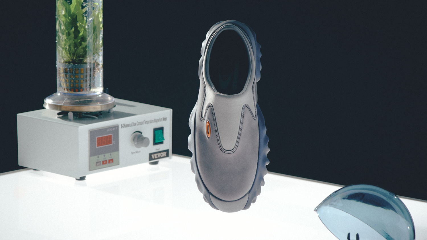 OAKLEY CHOP SAW MULE CAMPAIGN IMAGE (1)