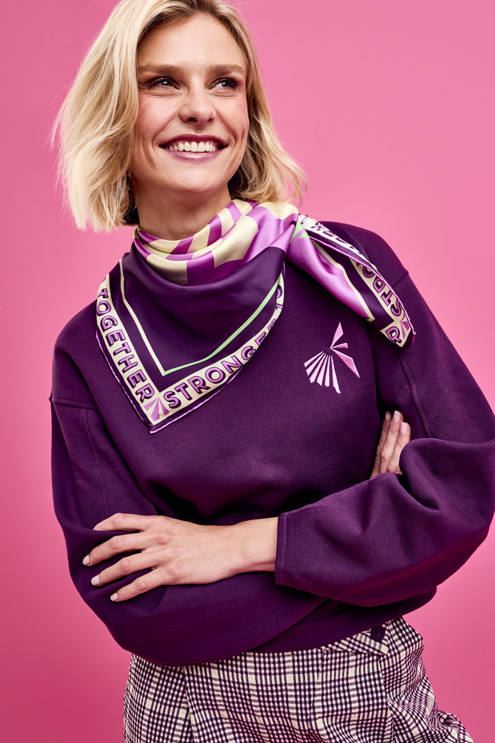 AW24_WEB_DAG2_Look56_PinkRibbon1_0085
