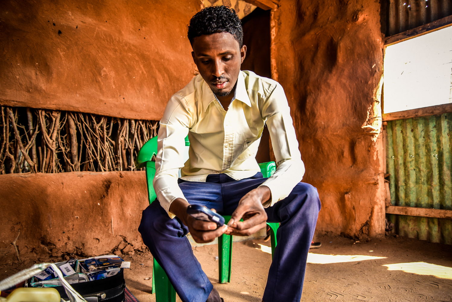 Mohamed Hussein Bule, 27, lives with Type 1 diabetes. He is a refugee and teaches in one of the schools in Dagahaley.
Copyright: Paul Odongo/MSF