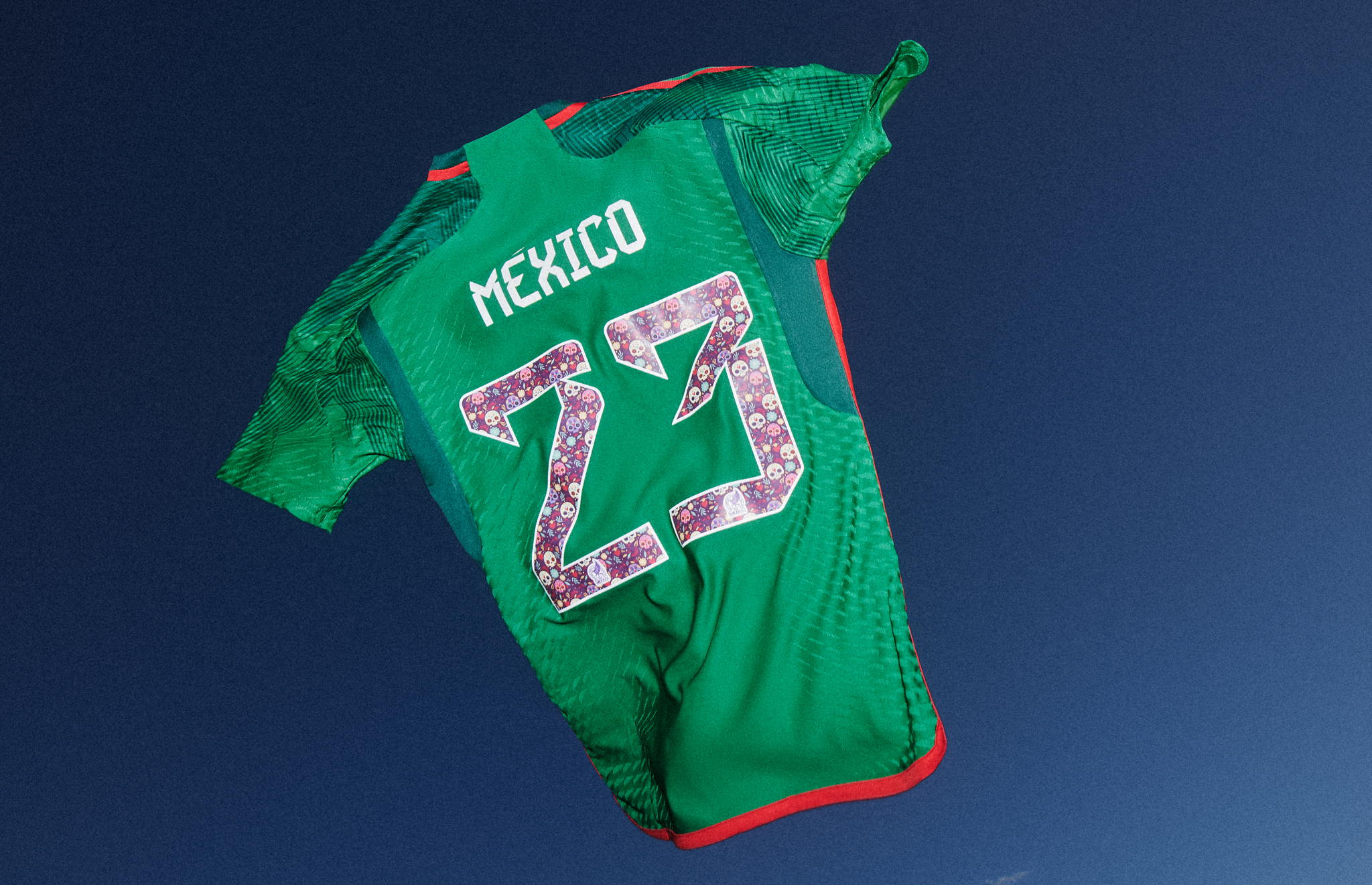 Adidas top mexico numero