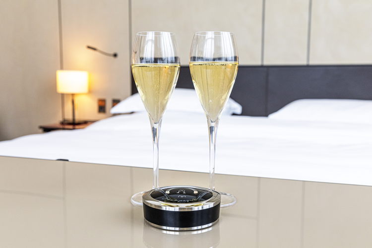 Press for Champagne