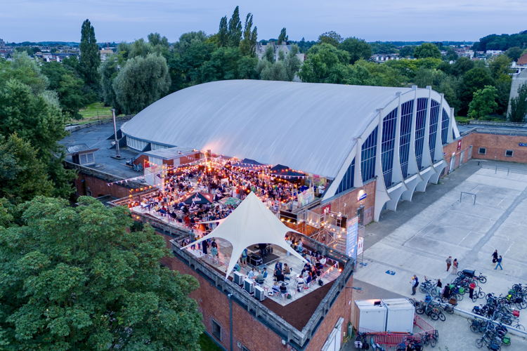 DAKkan Bar Arena © Jasper Leonard